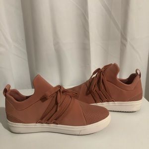 Steve Madden Tennis Shoes